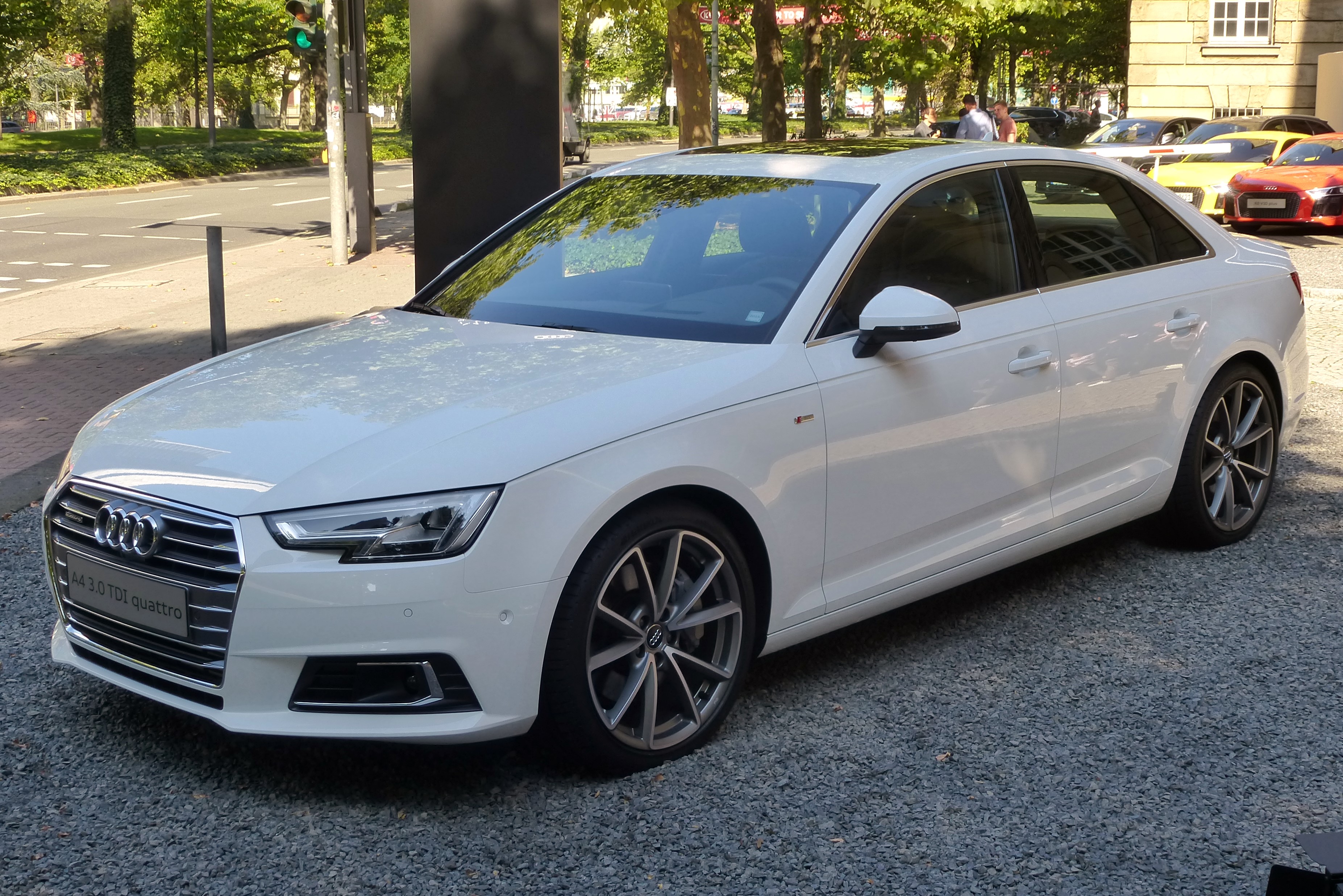 Audi A4 Kundenfahrzeug
